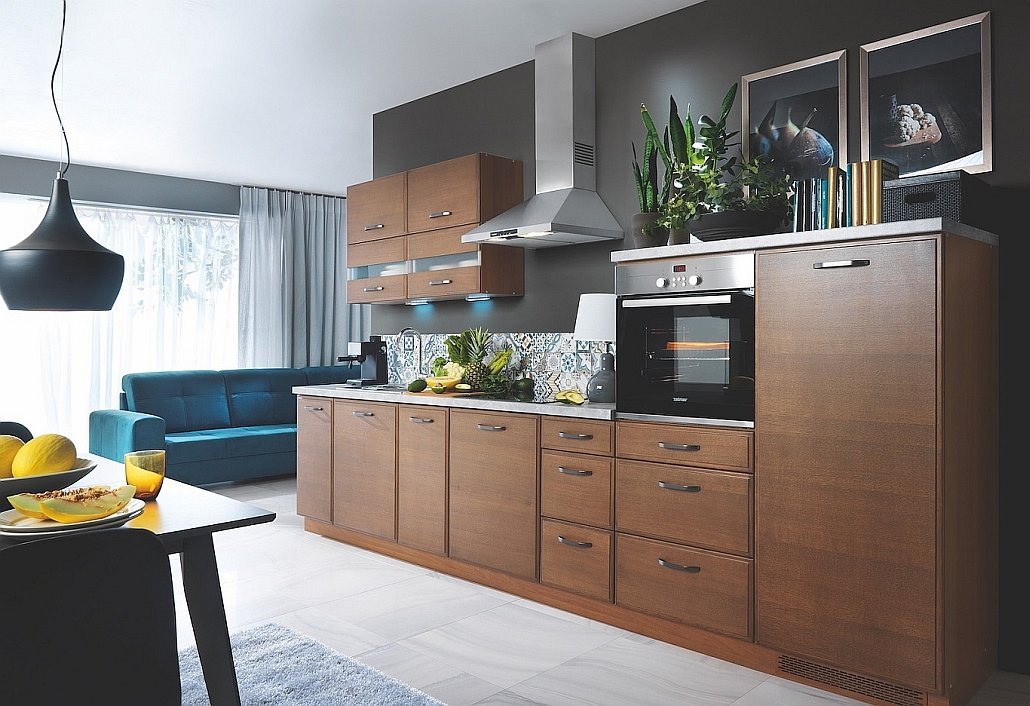 kuchynska-linka-family-line